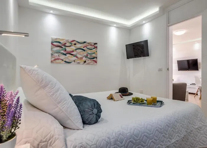 Precioso En El Centro De Americas A 100 Metros De La Playa